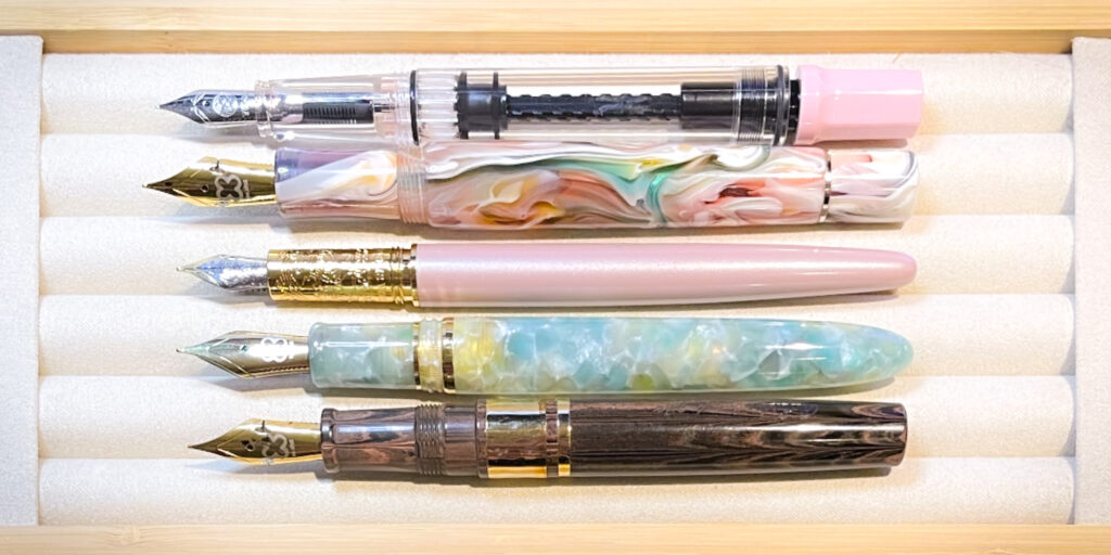 Ferris Wheel Press Bijou pen in Huffin Puff Pink colourway - length comparisons with other pens, uncapped